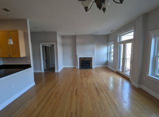 3755 N Racine Ave APT 2D, Chicago, IL 60613