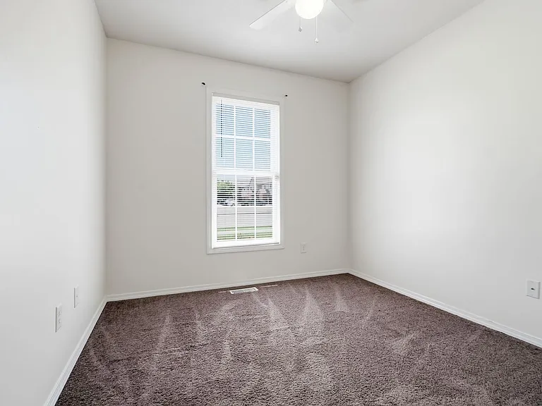 1102 Rader Run — Photo 12