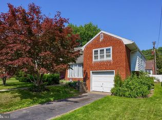 812 Brighton Ave, Reading, PA 19606