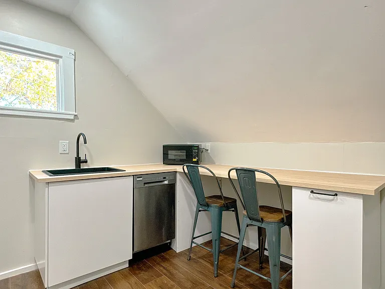84 Greenwood St #0 — Photo 7