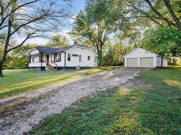 1125 Dixie Hwy, Mitchell, IN 47446