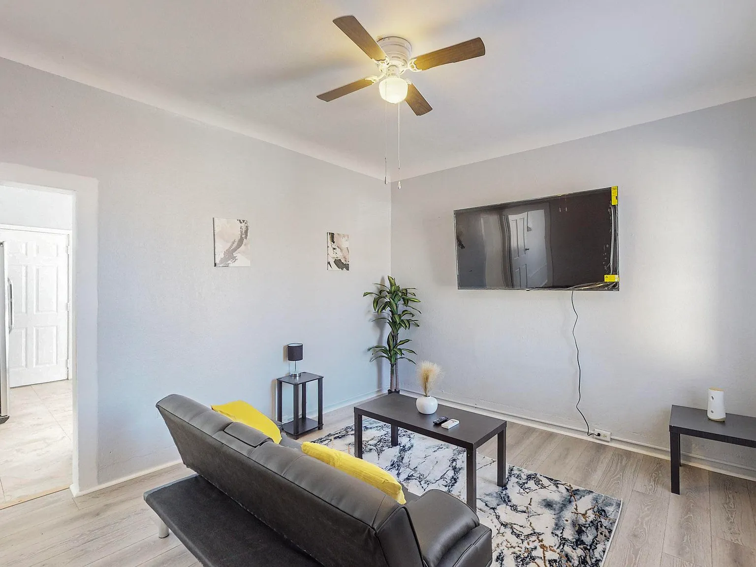 111 1/2 Orchard Garden Rd SW — Photo 1