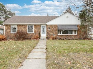 4500 Abbott Ave N, Robbinsdale, MN 55422