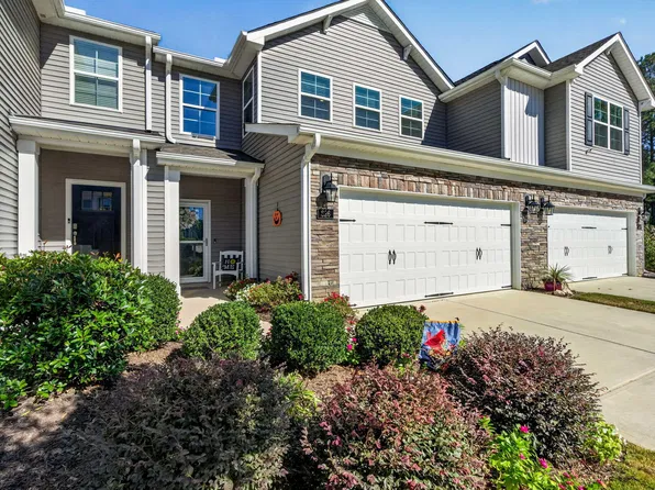 626 Andrade Dr, Fuquay Varina, NC 27526
