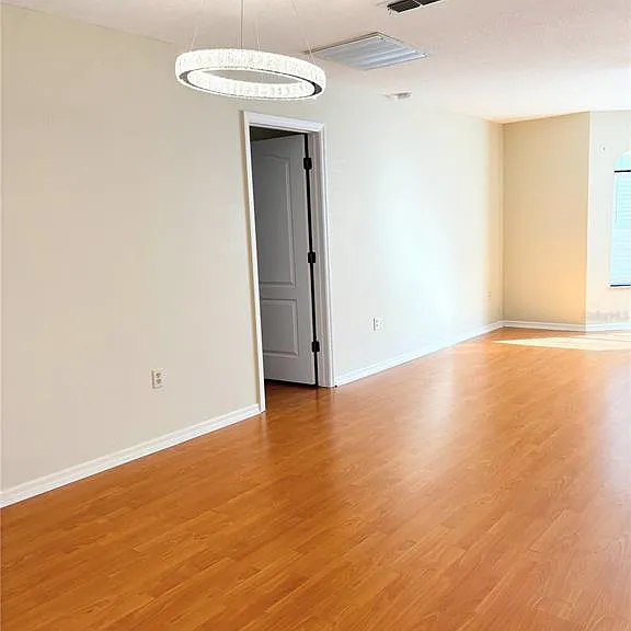 1503 Overland Dr — Photo 5