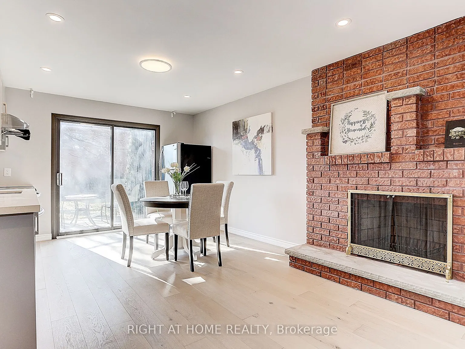 2 bed, $2,500 — Photo 4