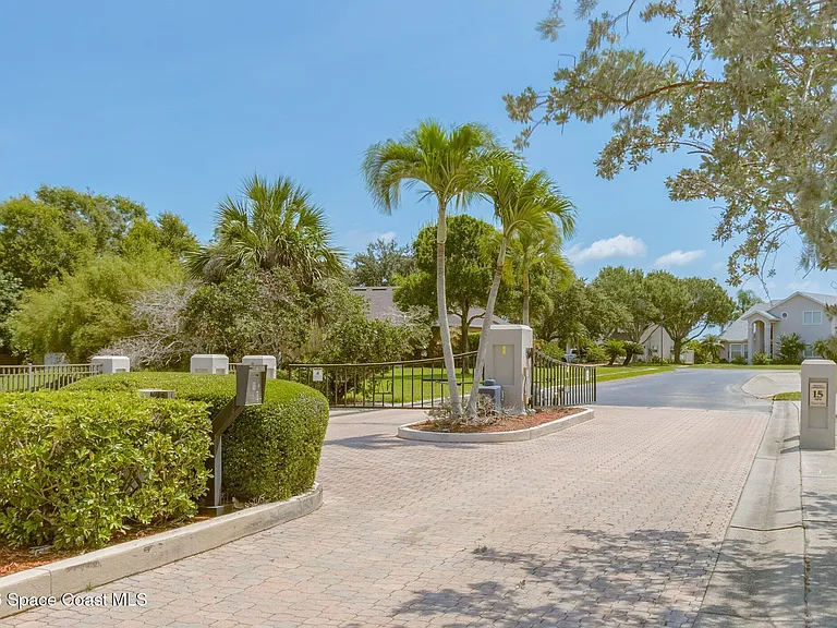 2240 Marsh Harbor Ave — Photo 3