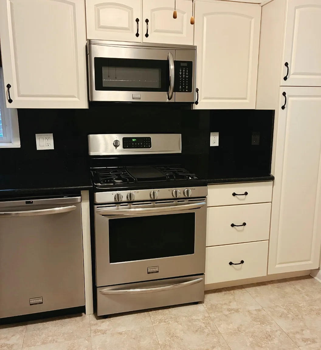 2 bed, 1100 sqft, $3,100 — Photo 4