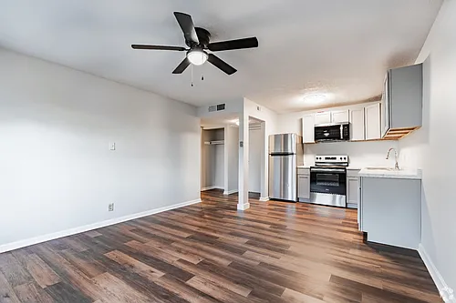 1606 Lucia Ave Photo 1