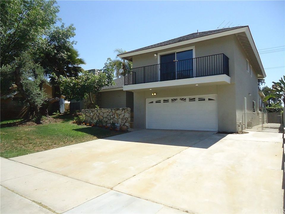 1st image of 806 La Paloma St