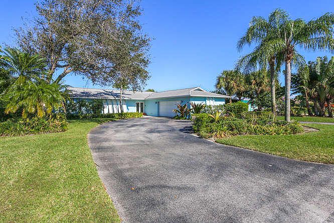 1st image of 110 River Dr