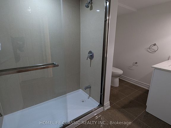 5th image of 230 Alsace Rd
