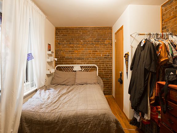 3rd image of 323 E 18th St #1
