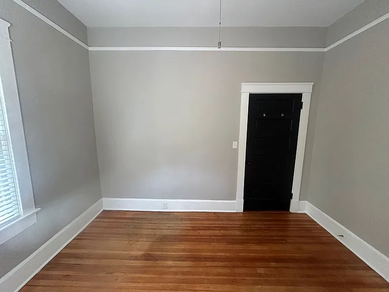 2827 Wilmot Ave — Photo 43