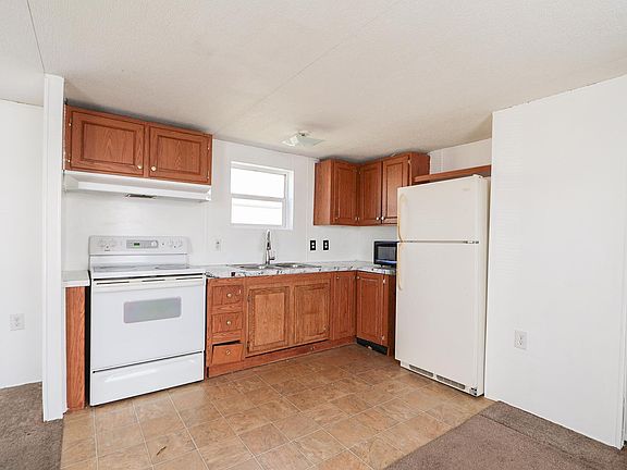 5th image of 3813 Patriot Ln
