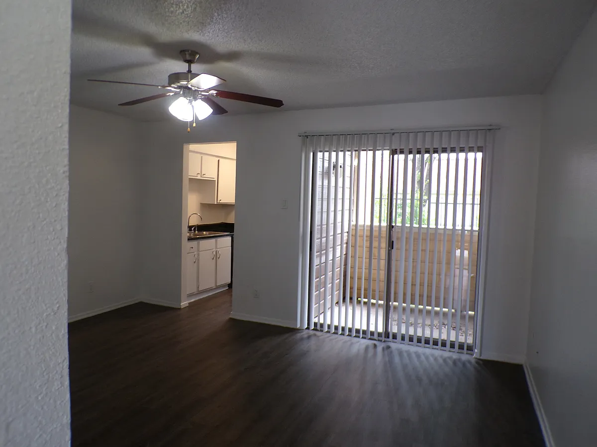 Floor plan 1 Bedroom 1 Bath Apartment with 510 Square Feet of
