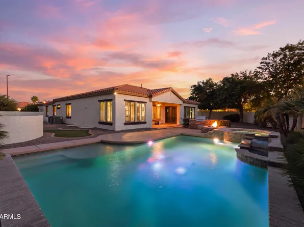 6598 S Fawn Court, Gilbert, AZ 85298