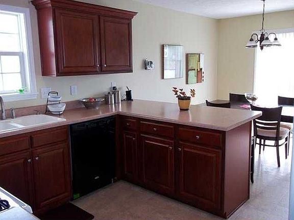 3rd image of 1433 Bark Ln
