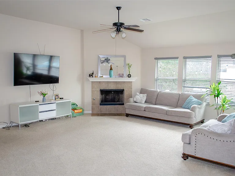 7709 Black Mountain Dr — Photo 4