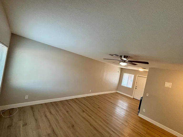 3836 N 15th Ave #7 — Photo 5