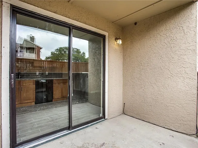 4748 Old Bent Tree Ln — Photo 10