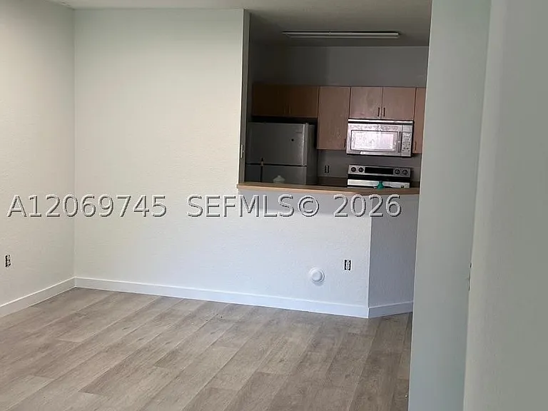 2703 Belmont Ln #2703 — Photo 3