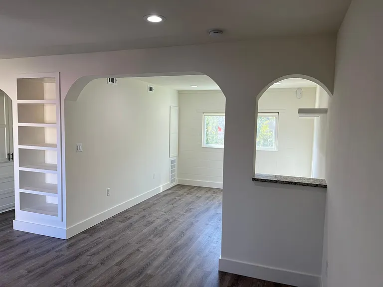 1314 Rosewood Ave #202 — Photo 15