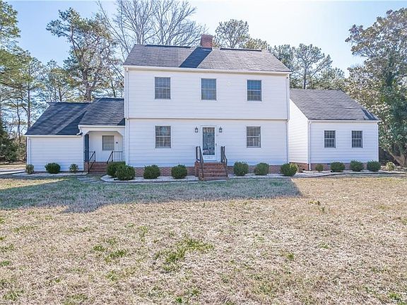 3rd image of 1350 Riverview Dr