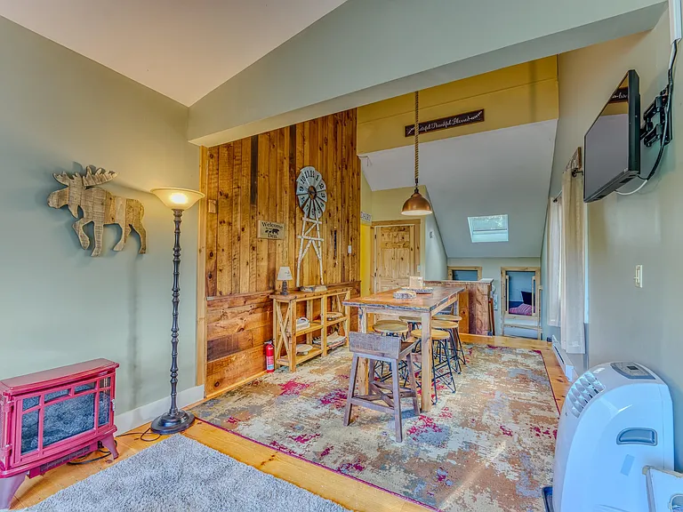 28 Condo Rd #1 — Photo 16