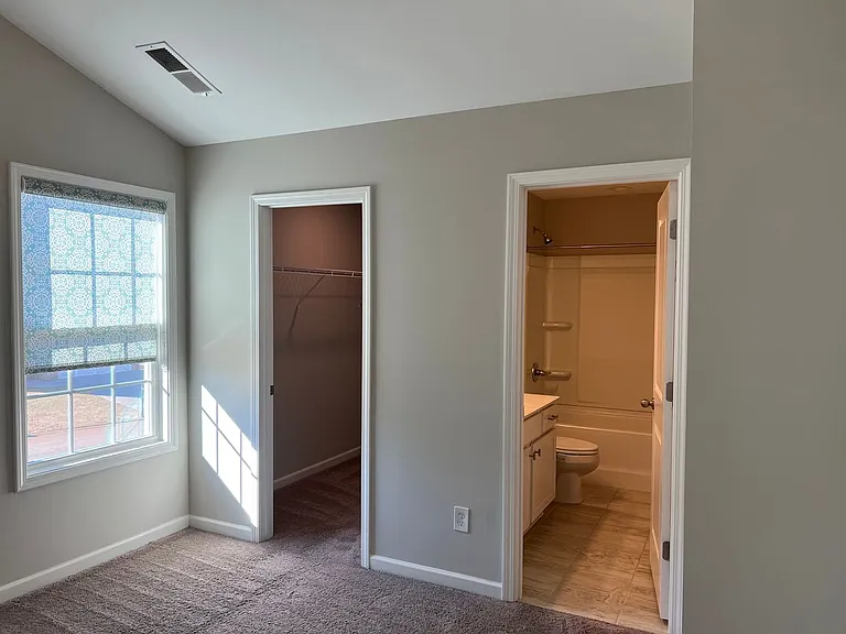 401 Tivoli Way — Photo 26