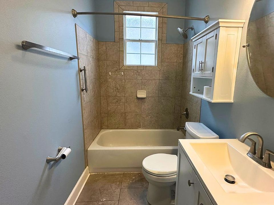 1st image of 2623 Robert St