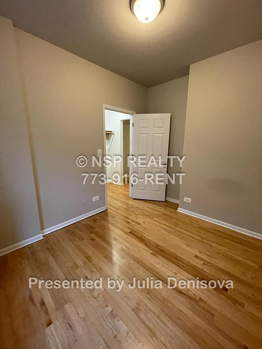 Building Photo - 6343 N Magnolia Ave #C