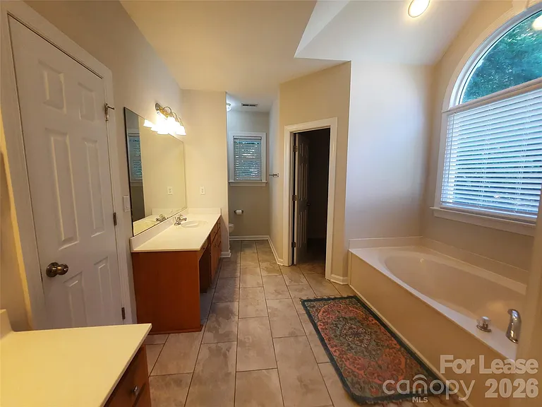 3108 Castlemaine Dr — Photo 11