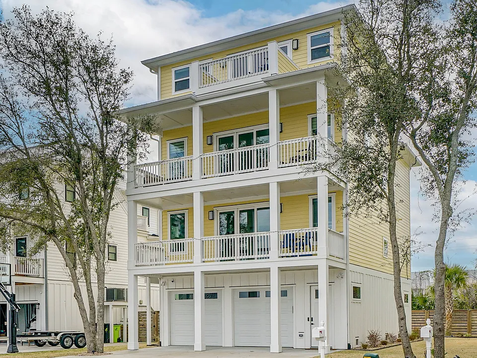 209 Annie Dr