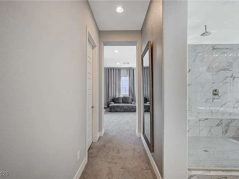 3943 Reyes Ave — Photo 41