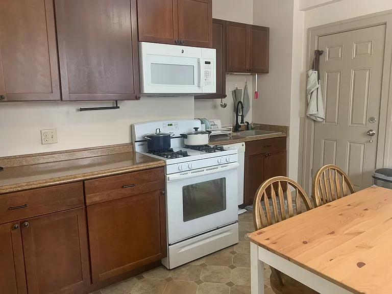 15 Harding St #1 — Photo 5