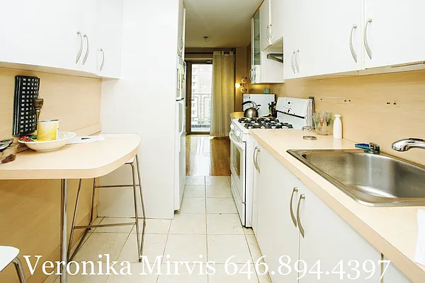 Sold by City Wide Brokerage | media 25