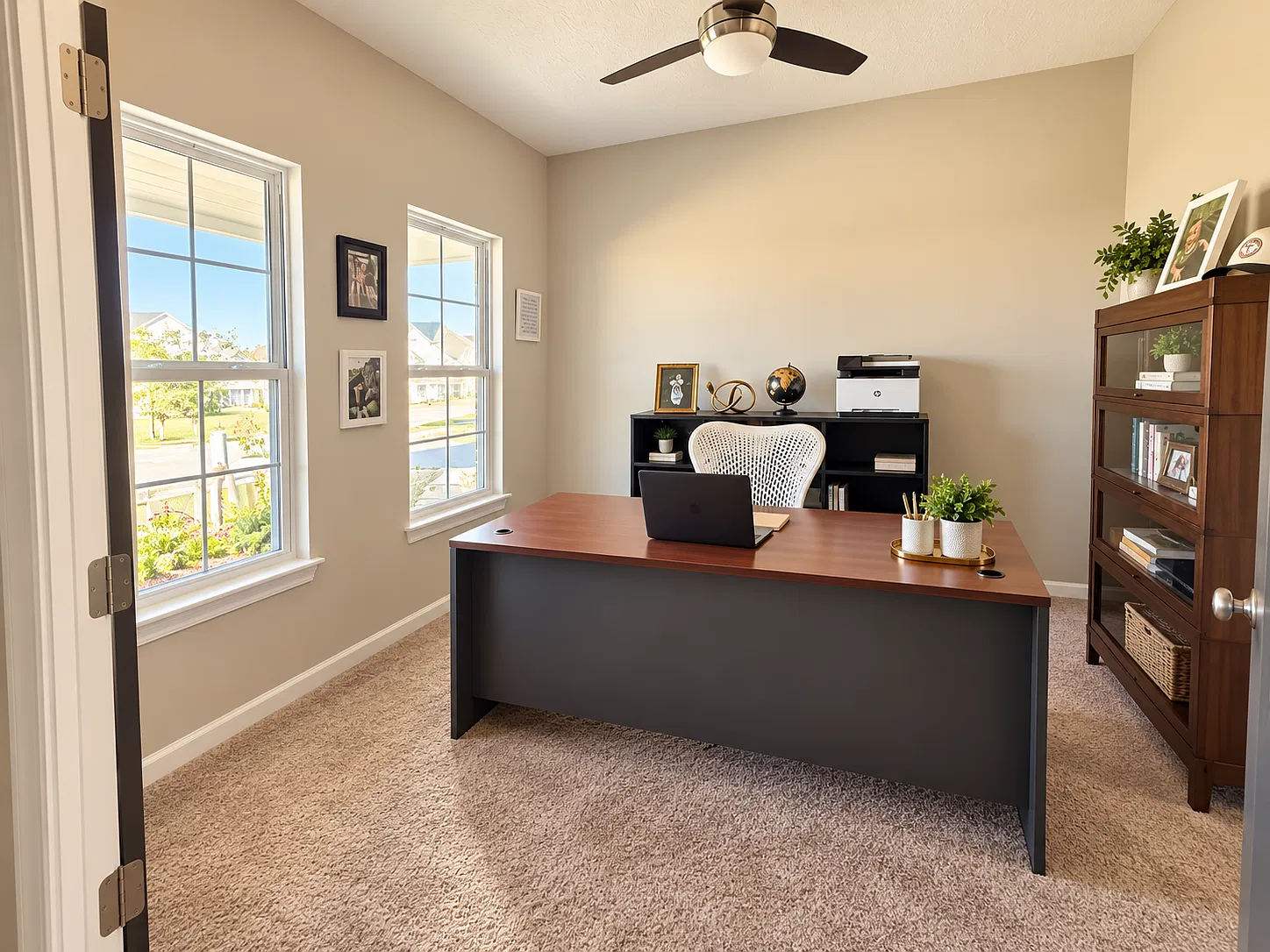 4 bed, 2.5 bath, 3200 sqft, $3,300 — Photo 3