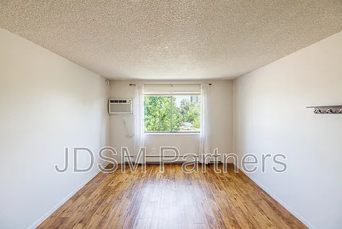 2455 Bryant St Photo 1
