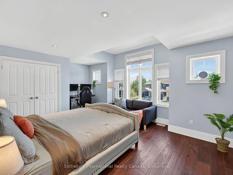 36 Kayla Cres — Photo 37