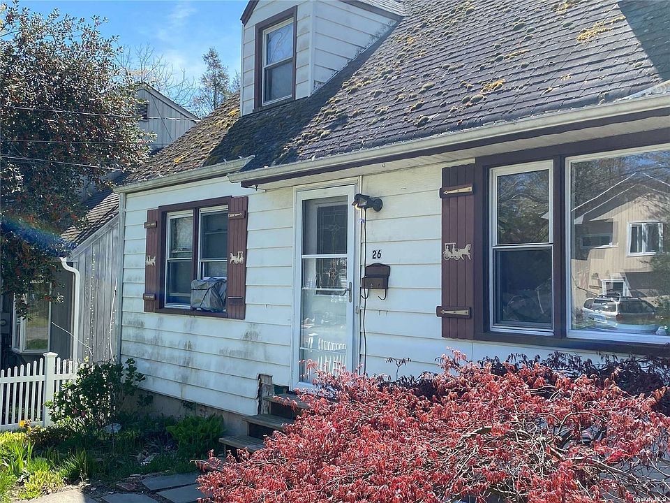1st image of 26 Wells Pl