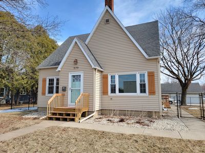 979 Richland Ave, Saint Charles, MN, 55972