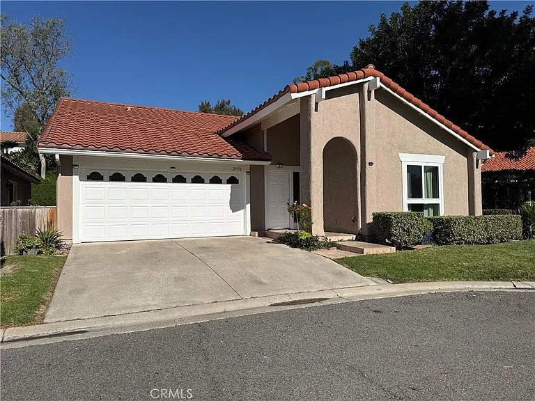 23978 Calle Alonso #23978 — Photo 8