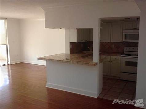 3rd image of 911 E Ponce De Leon Blvd APT 601