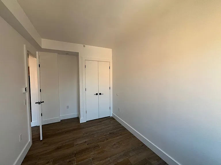 354 E 194th St #6G — Photo 5