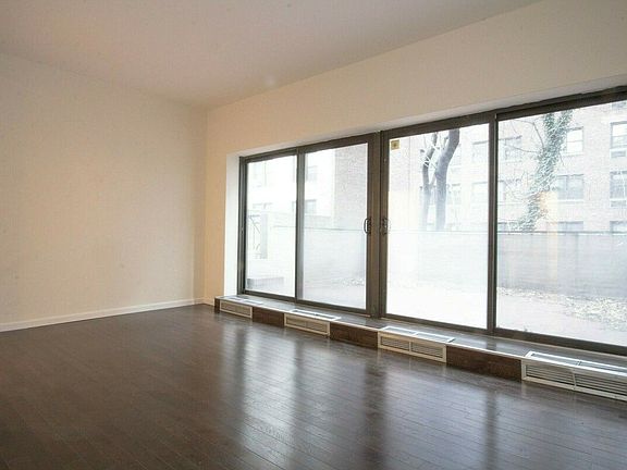 3rd image of 308 E 51st St #2/3