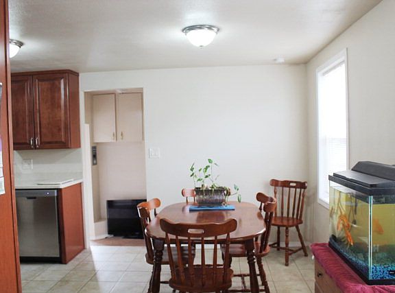5th image of 1224 Francis Ave