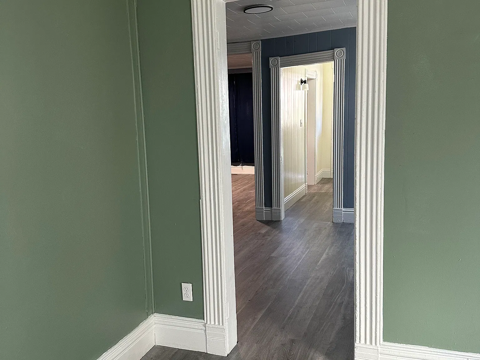 5 bed, 1825 sqft, $2,100 — Photo 2