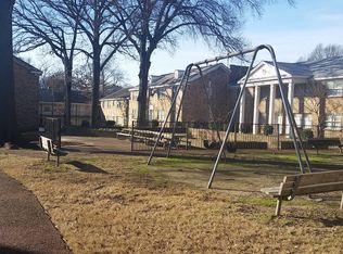 1102 S Cooper St, Memphis, TN 38114
