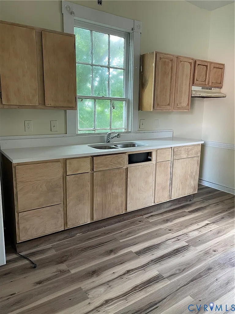 2 bed, 1.0 bath, 1209 sqft, $1,175 — Photo 3